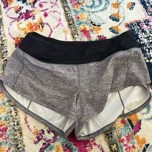lululemon speed up shorts 2.5